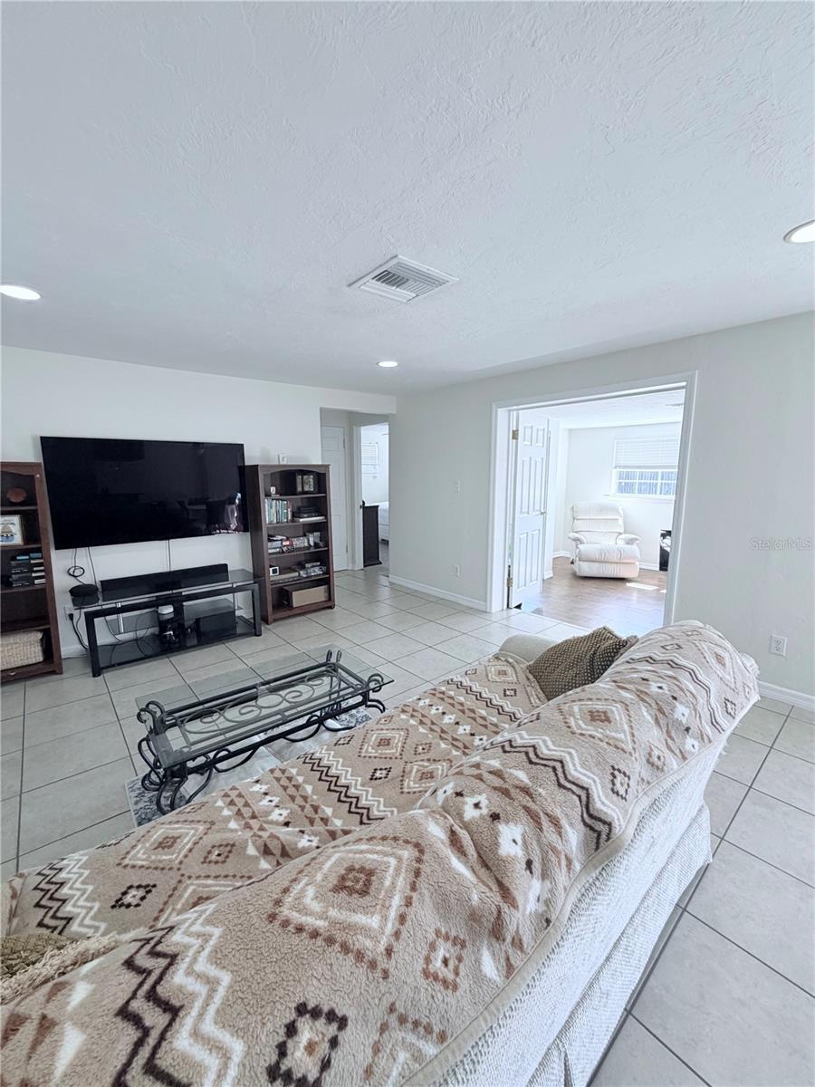 SARASOTA SPGS - Residential