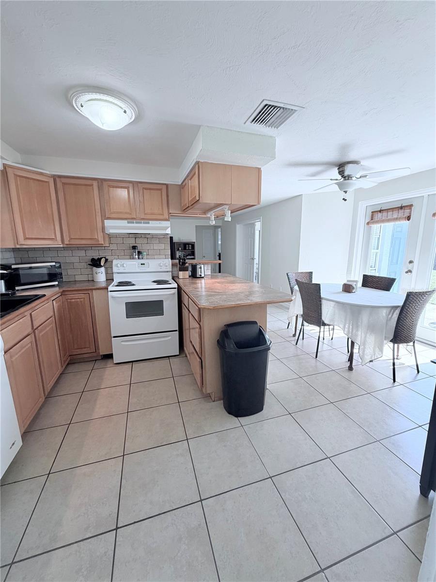 SARASOTA SPGS - Residential