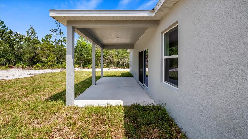 Photo of 10935 Margaret Drive, Tavares, FL 32778 (MLS # G5105729)