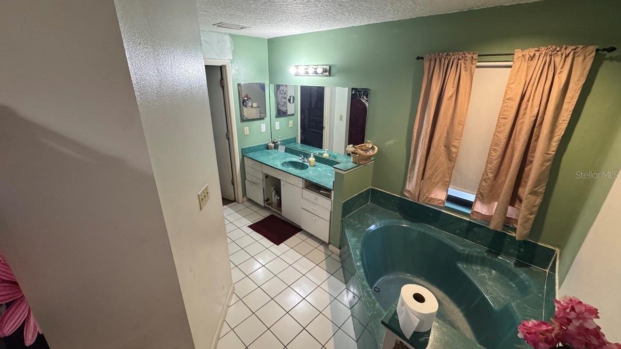 1160; MISC AC PALMETTO - Residential