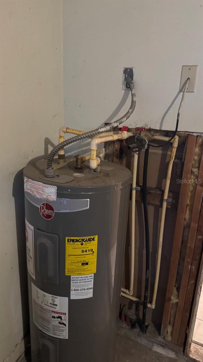 1160; MISC AC PALMETTO - Residential
