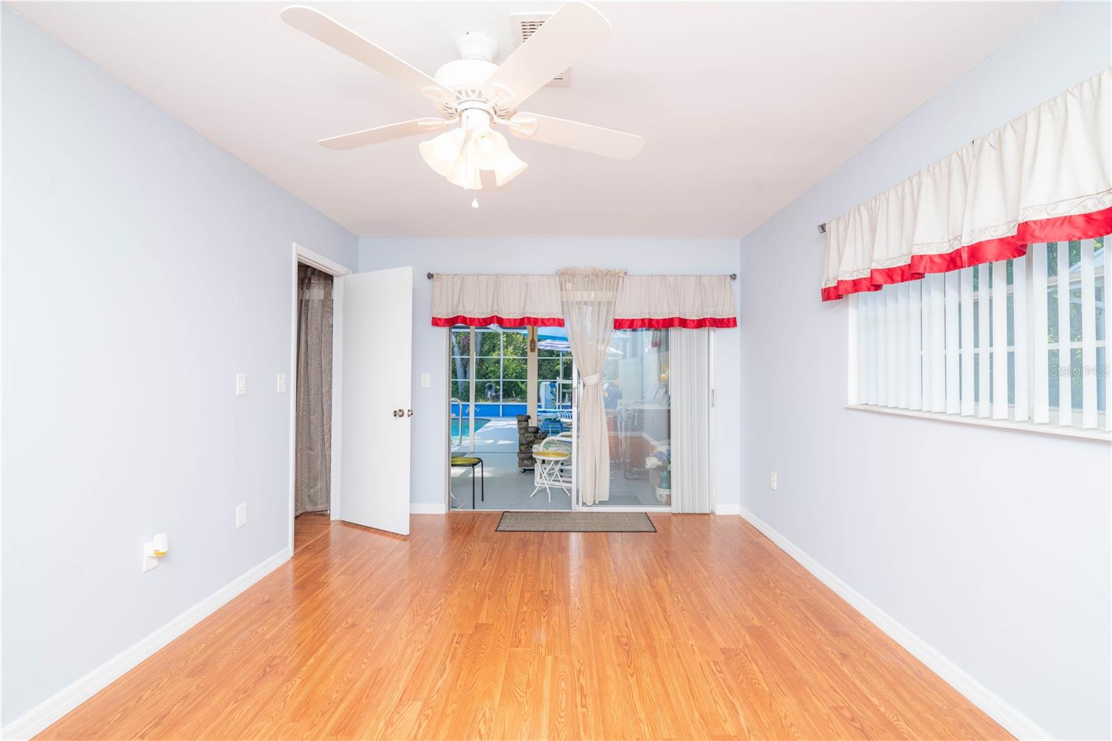 BEACON WOODS EAST SANDPIPER - Residential