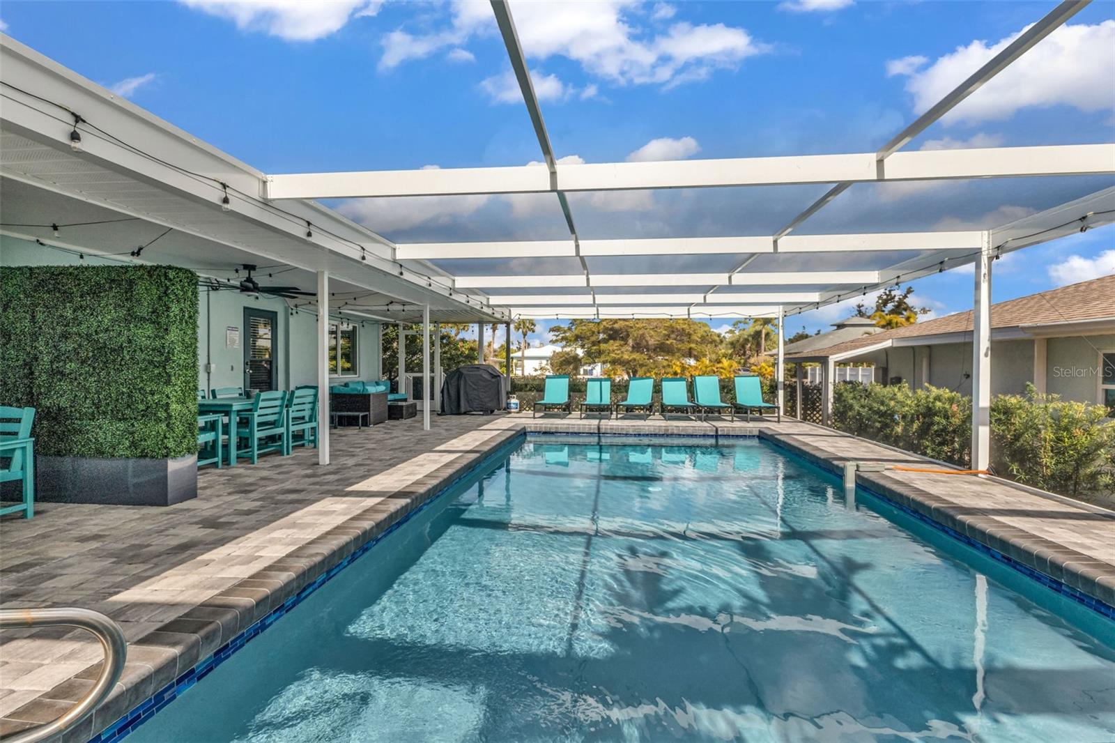 ACREAGE & UNREC - Residential Income