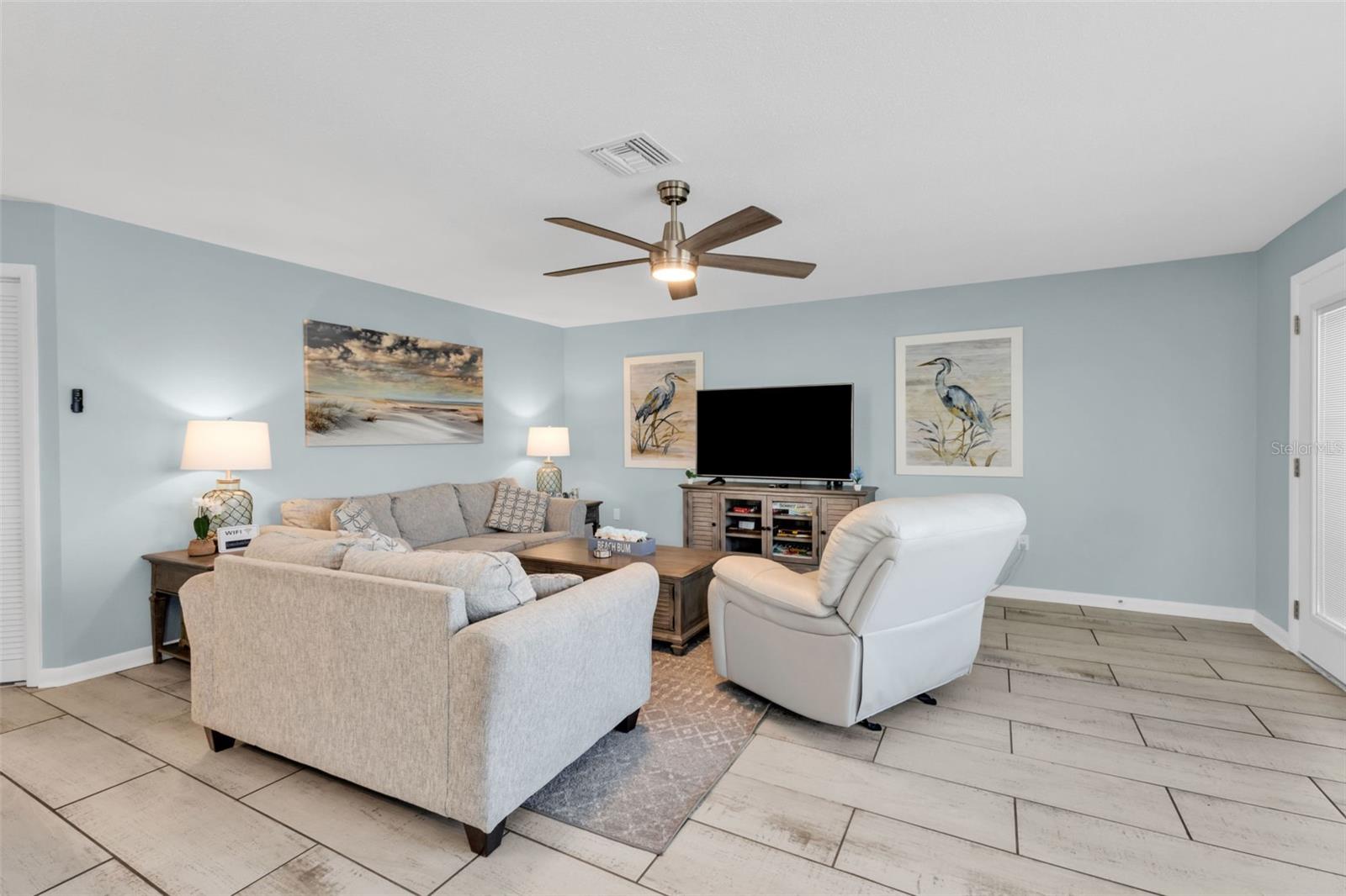 ACREAGE & UNREC - Residential Income