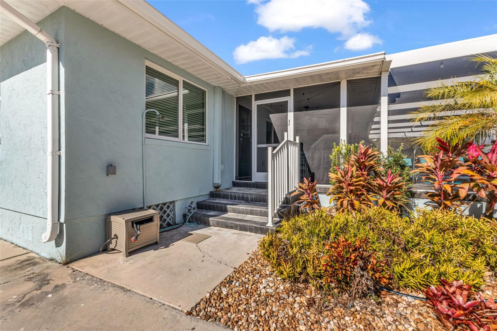 ACREAGE & UNREC - Residential Income