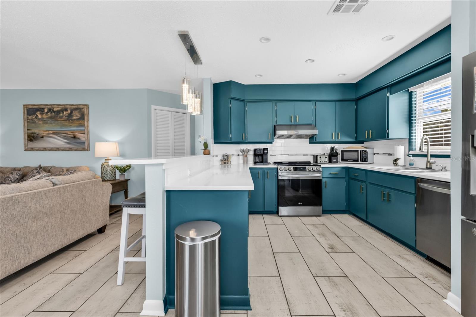 ACREAGE & UNREC - Residential Income