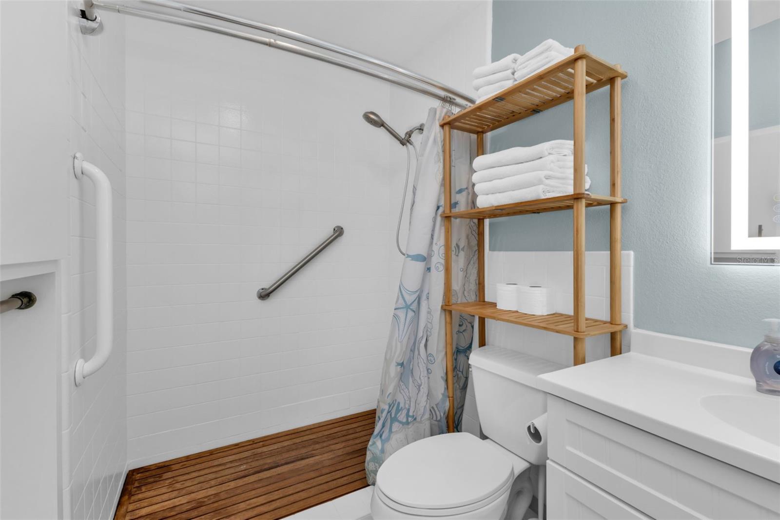 ACREAGE & UNREC - Residential Income