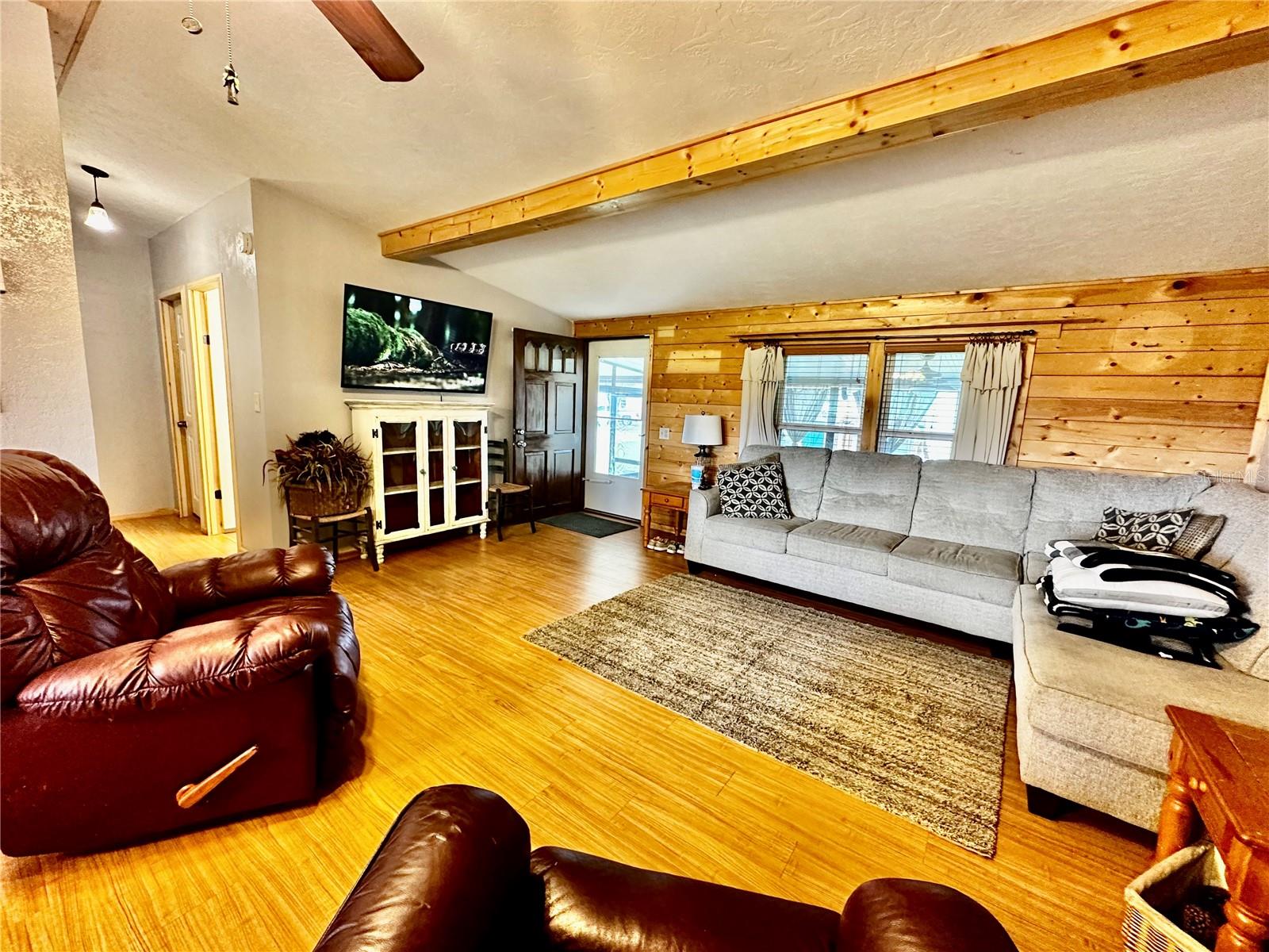 RIVER RUN RESIDENCE PH 02 - Residential