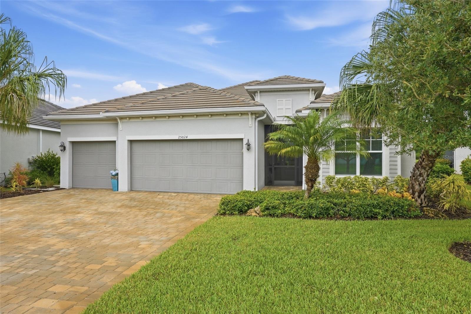 25024 OAK HAMMOCK COURT