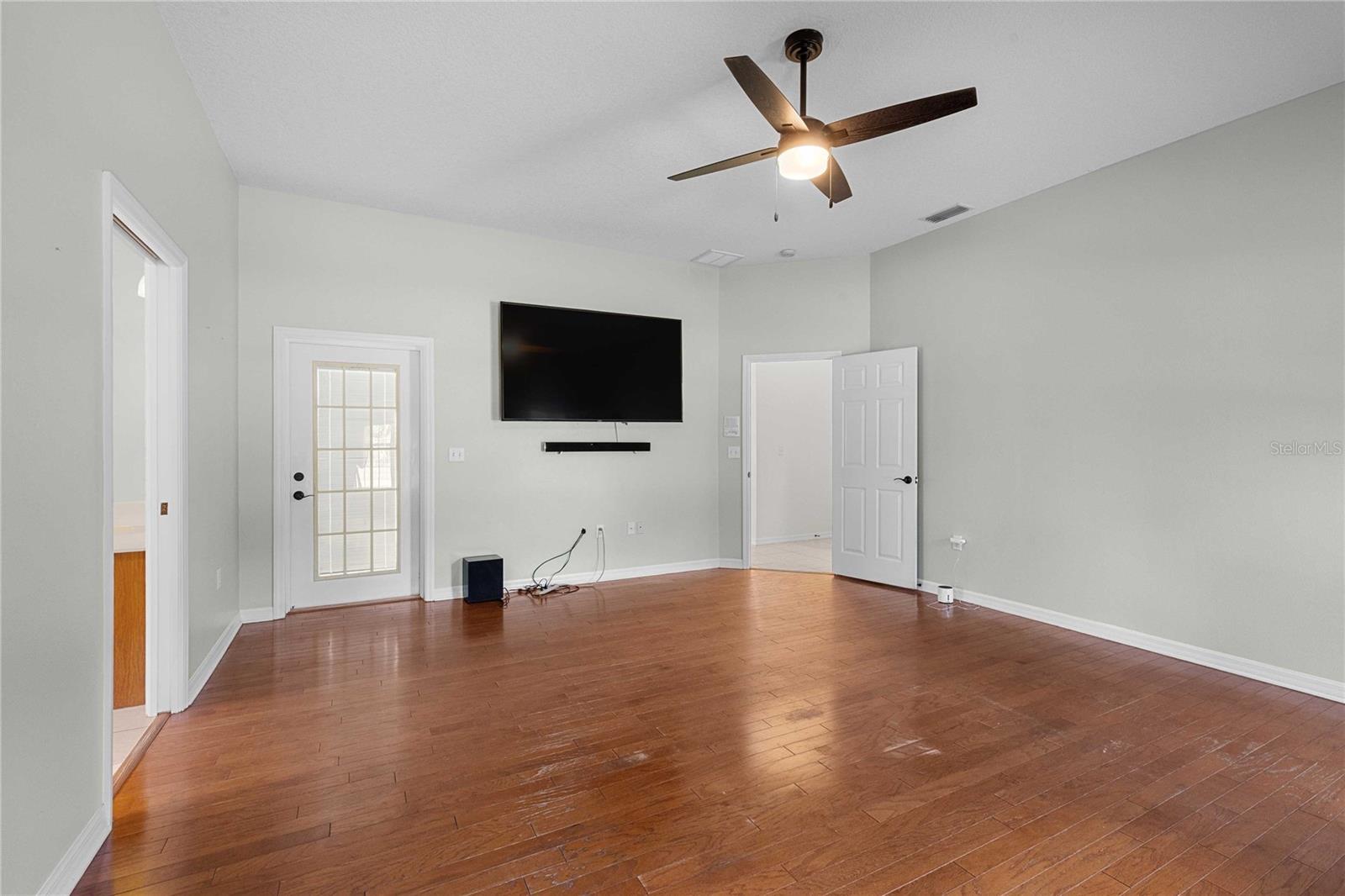 ZEPHYRHILLS COLONY CO - Residential