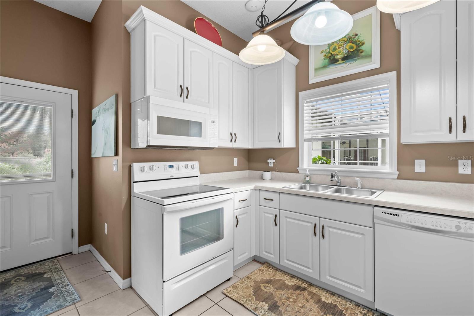 ZEPHYRHILLS COLONY CO - Residential