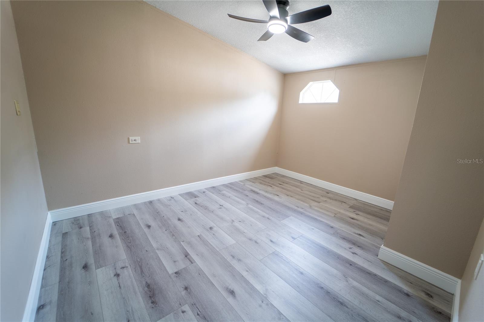 TROPICAL ACRES SOUTH UN 2 - Residential