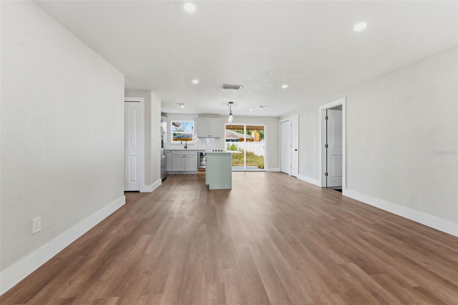 CANDLEWOOD UNIT 1 - Residential