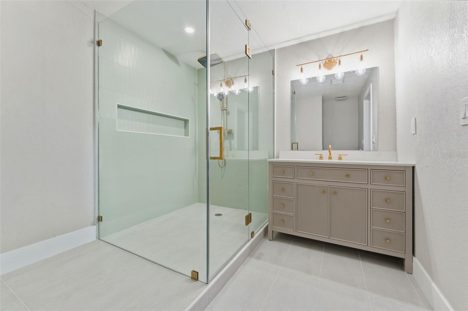 CANDLEWOOD UNIT 1 - Residential