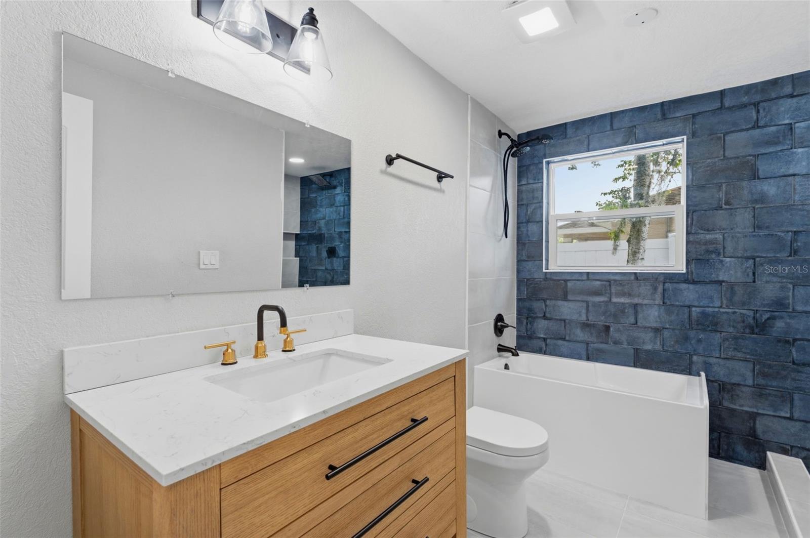 CANDLEWOOD UNIT 1 - Residential