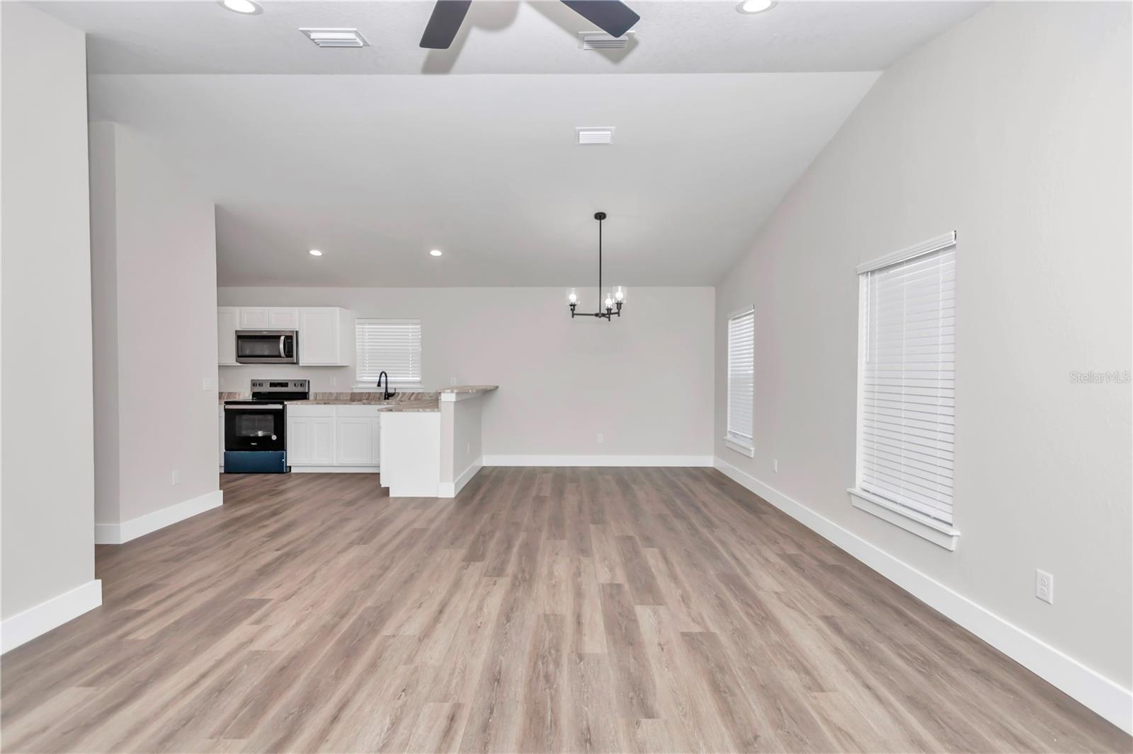 WEST END - Residential