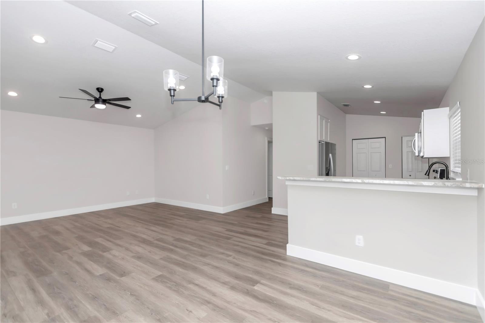 WEST END - Residential