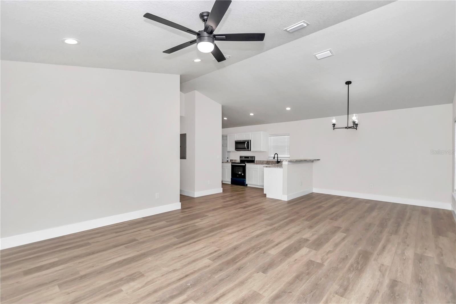 WEST END - Residential