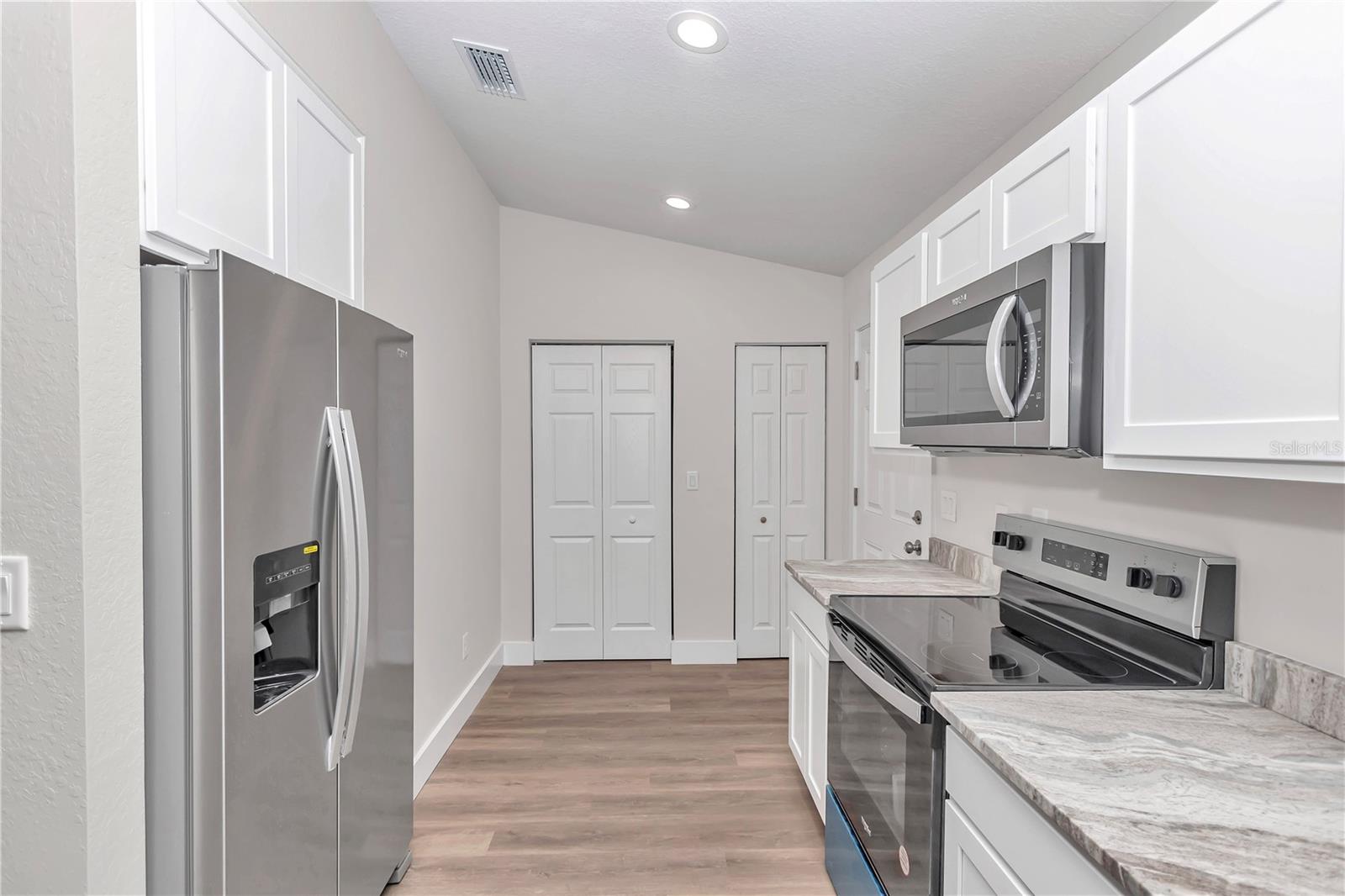 WEST END - Residential