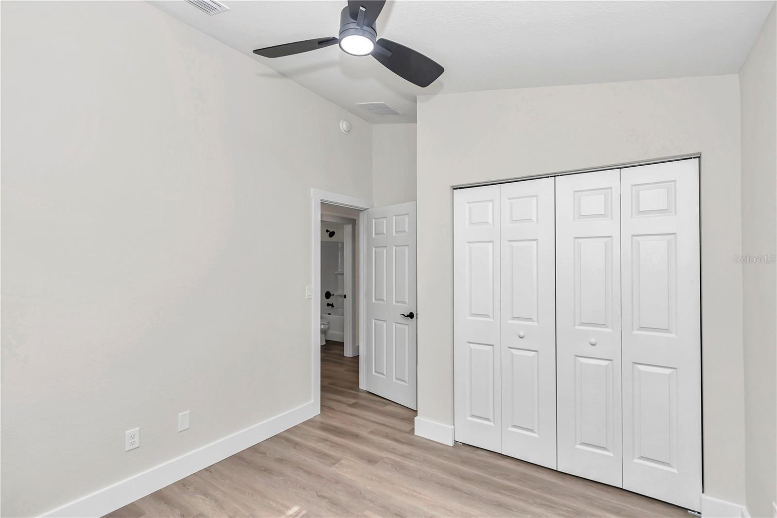 WEST END - Residential