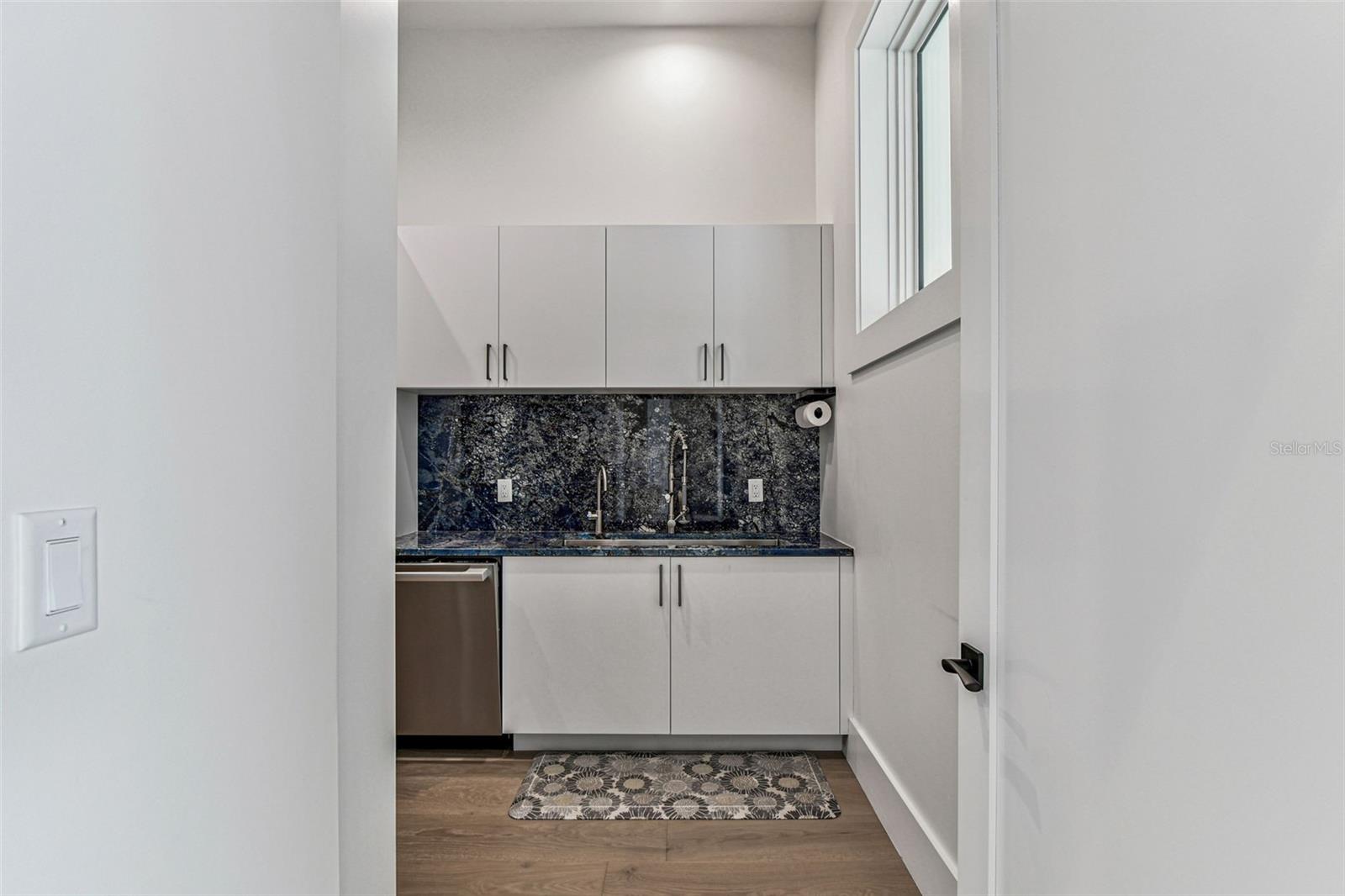 HILLCREST ACRES - Residential