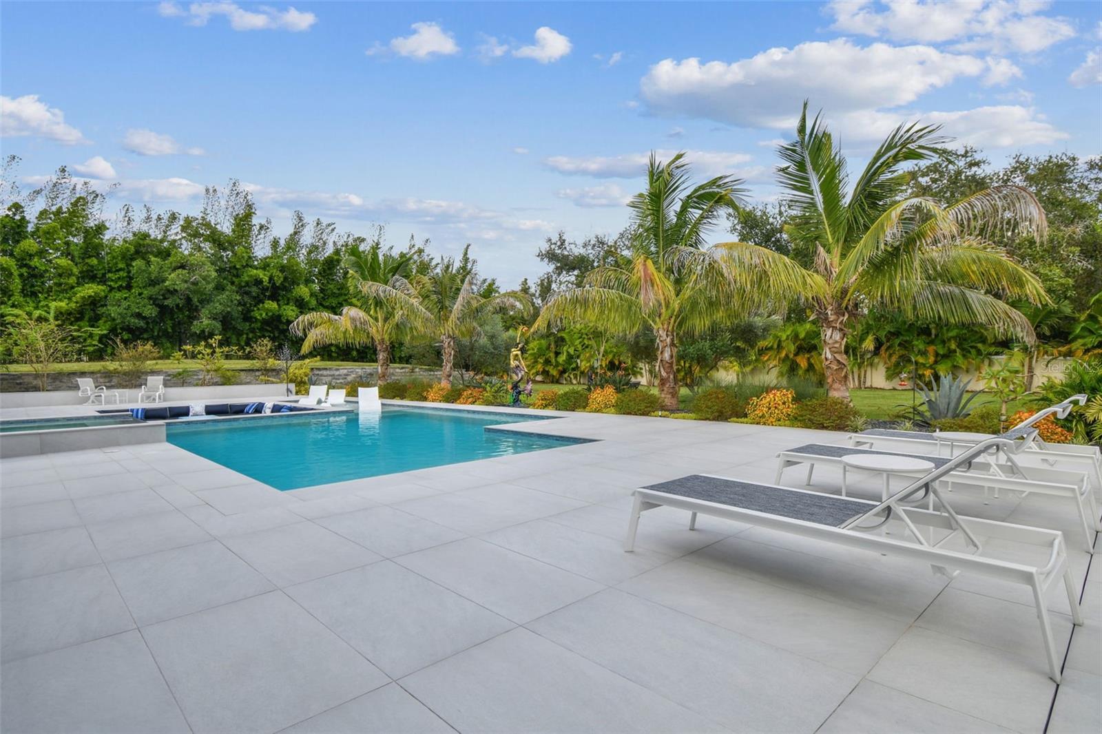 HILLCREST ACRES - Residential