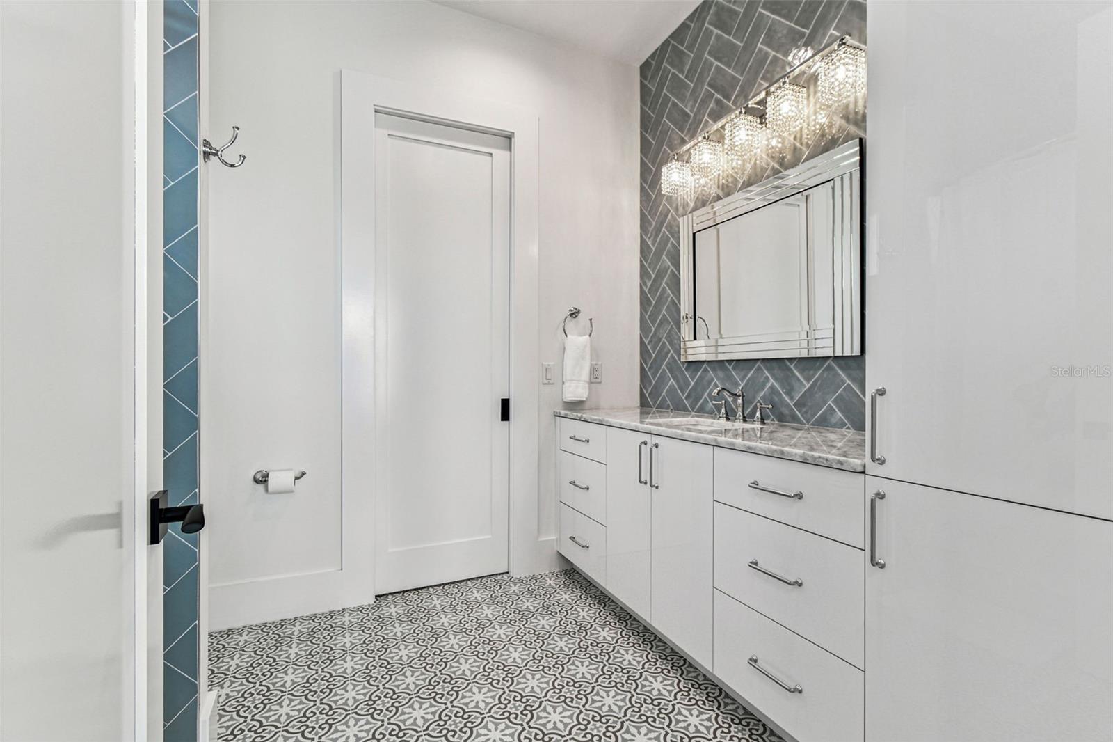 HILLCREST ACRES - Residential