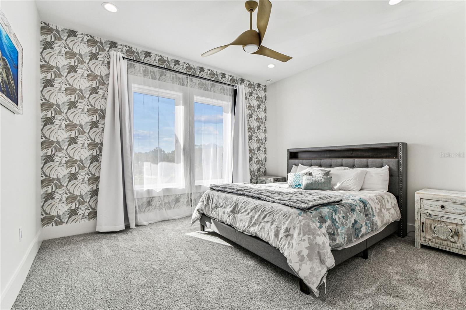 HILLCREST ACRES - Residential