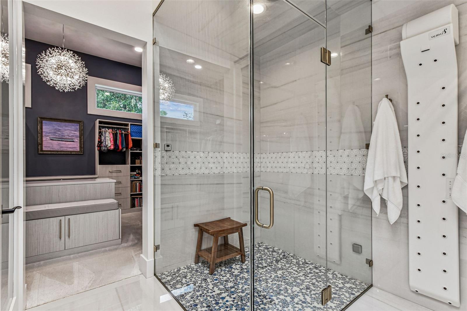 HILLCREST ACRES - Residential