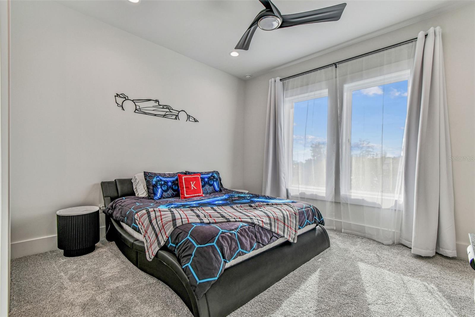 HILLCREST ACRES - Residential