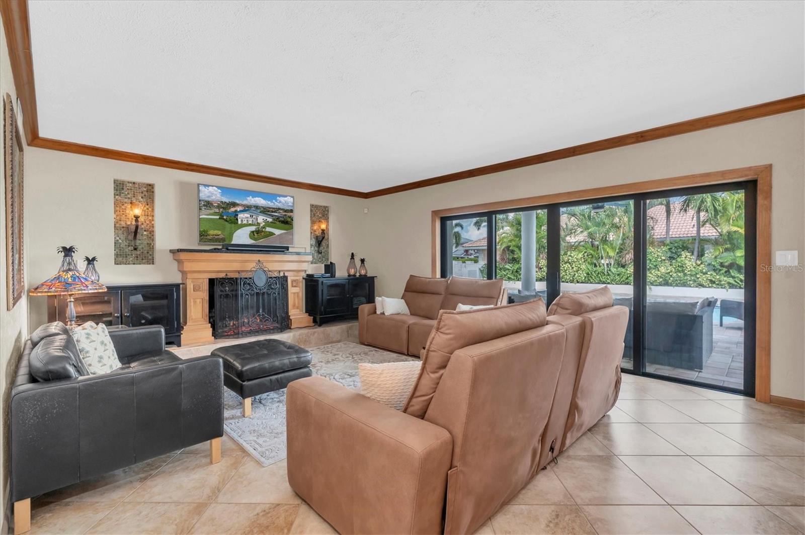 BAYWAY ISLES - Residential