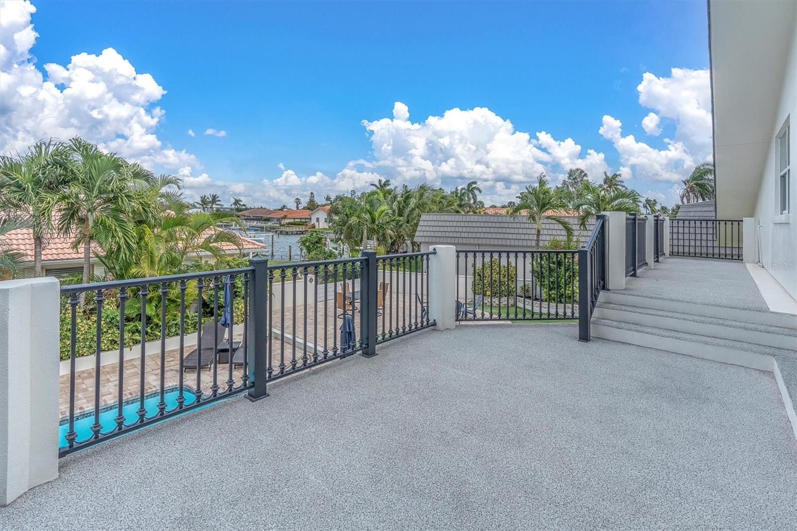 BAYWAY ISLES - Residential