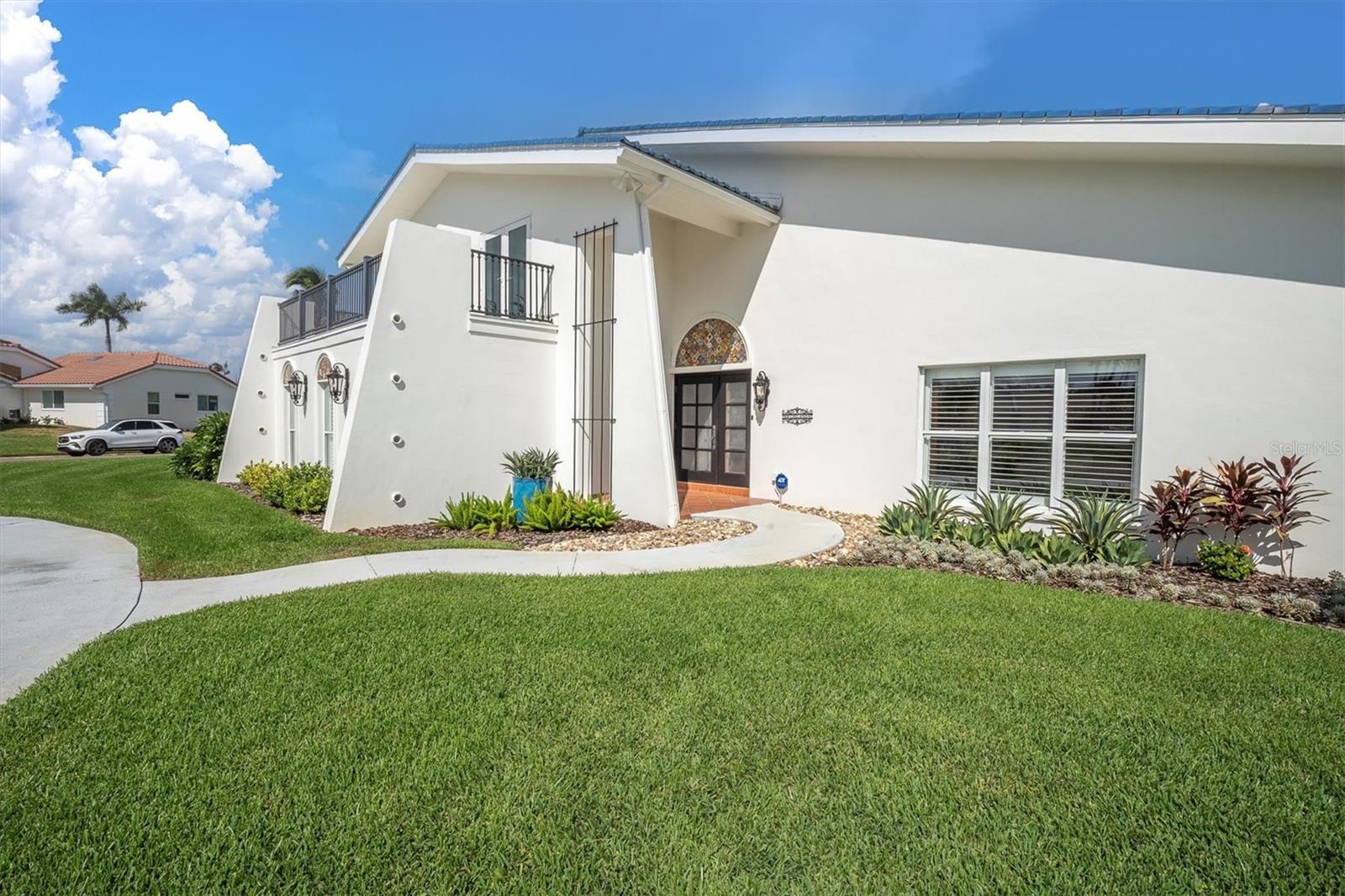 BAYWAY ISLES - Residential