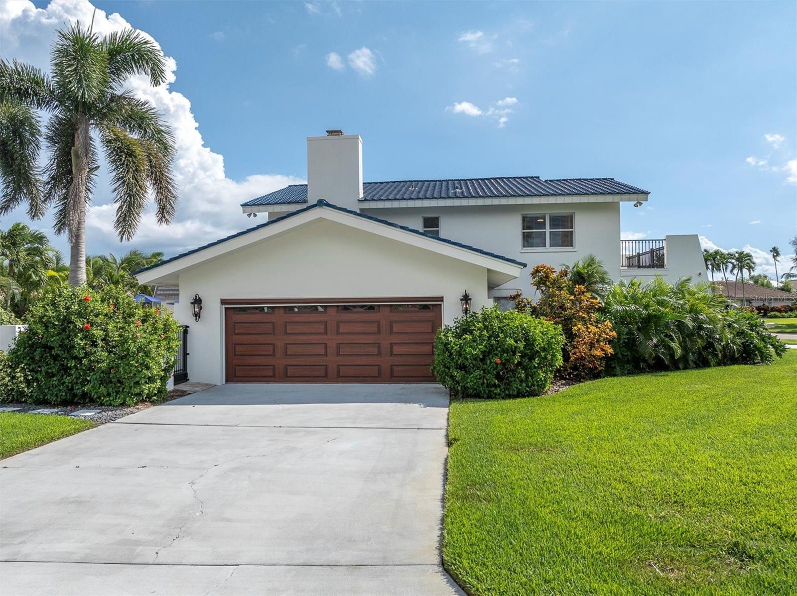 BAYWAY ISLES - Residential