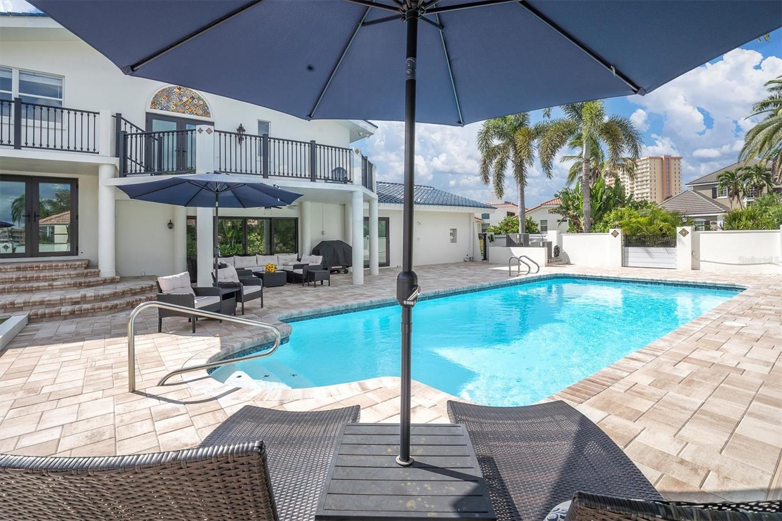 BAYWAY ISLES - Residential