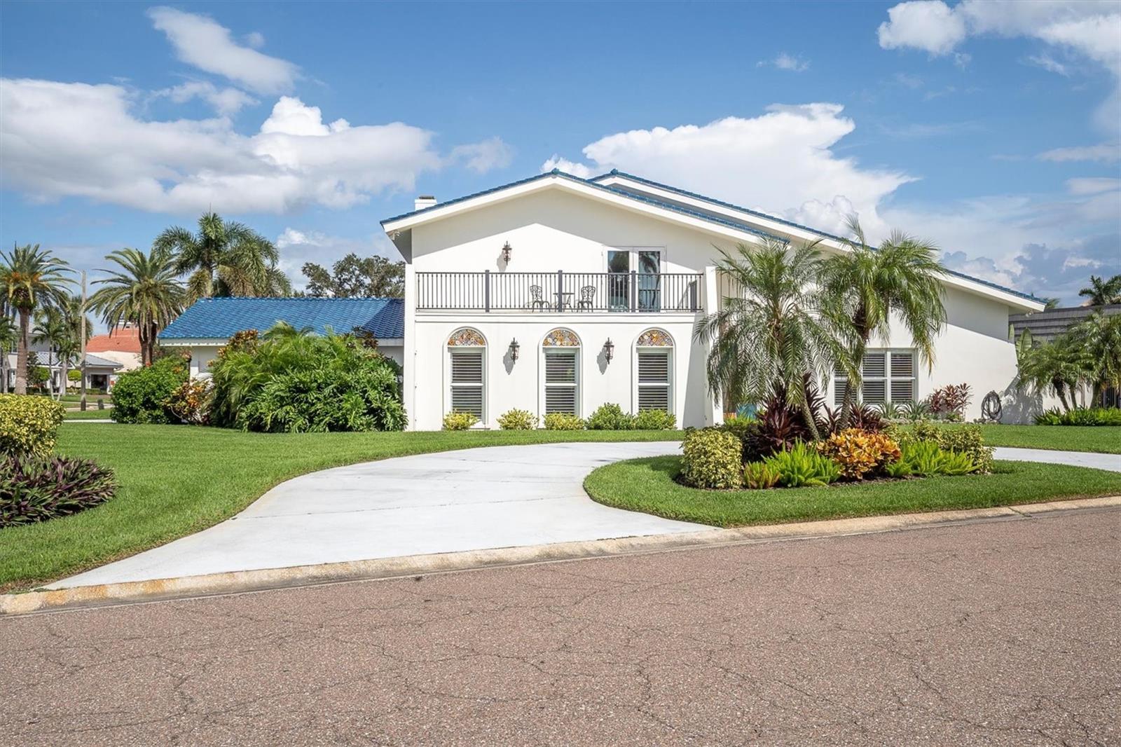 BAYWAY ISLES - Residential