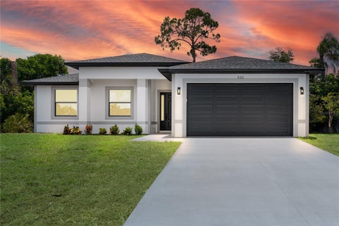 Photo of 923 Cumberland Road, Venice, FL 34293 (MLS # A4698160)