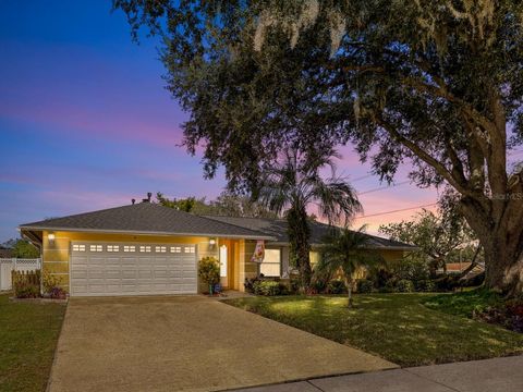 Photo of 9017 Littleton Court, Orlando, FL 32817 (MLS # O6329547)