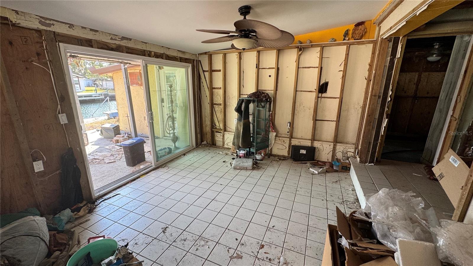 WEEKI WACHEE GARDENS - Residential