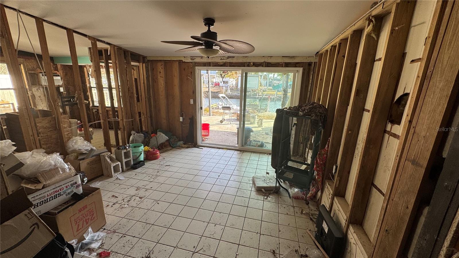 WEEKI WACHEE GARDENS - Residential