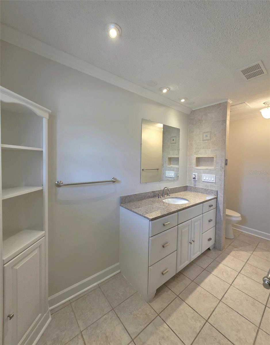 SOUND SOUTH UNIT TWO - Residential
