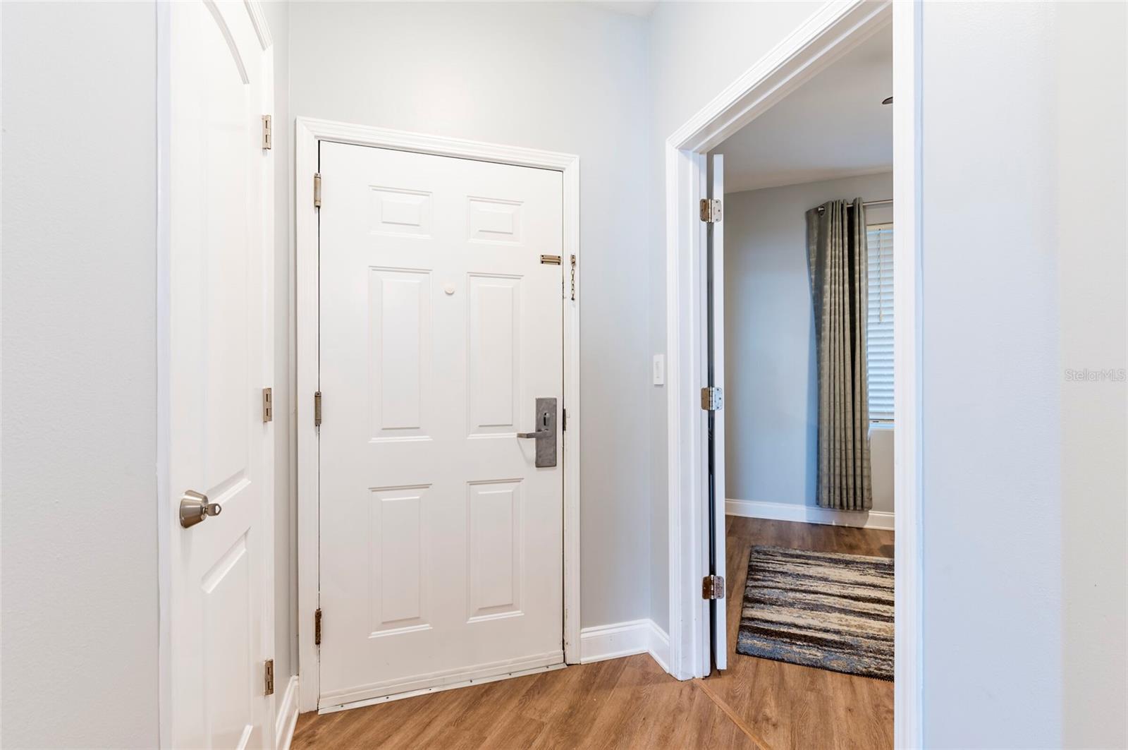 BLUE HERON BEACH RESIDENCE TOWER I - Residential