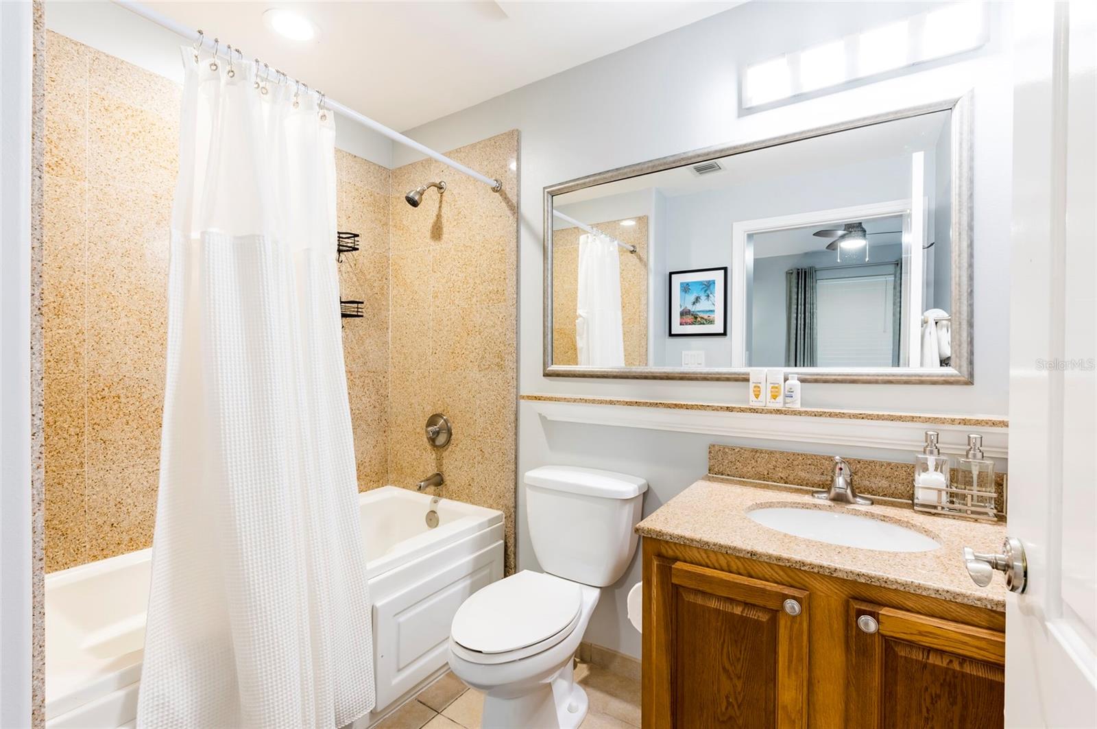 BLUE HERON BEACH RESIDENCE TOWER I - Residential