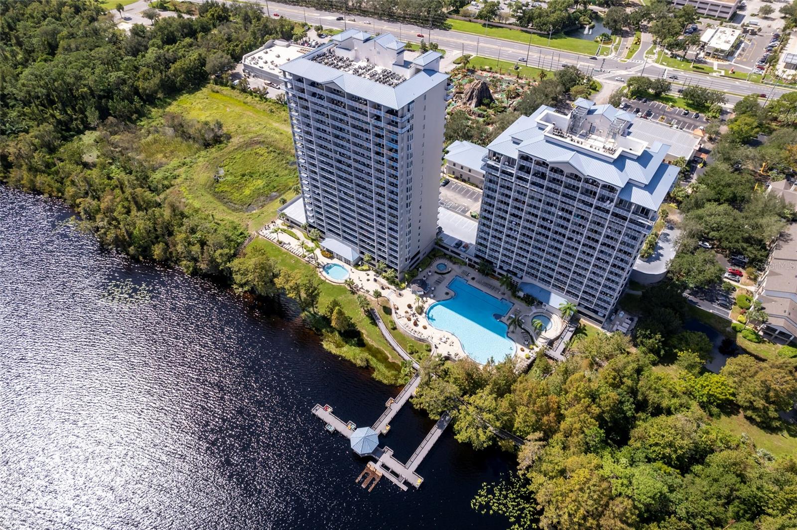 BLUE HERON BEACH RESIDENCE TOWER I - Residential