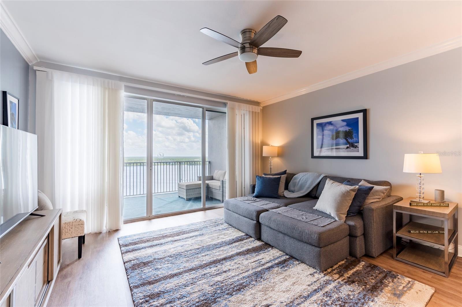 BLUE HERON BEACH RESIDENCE TOWER I - Residential