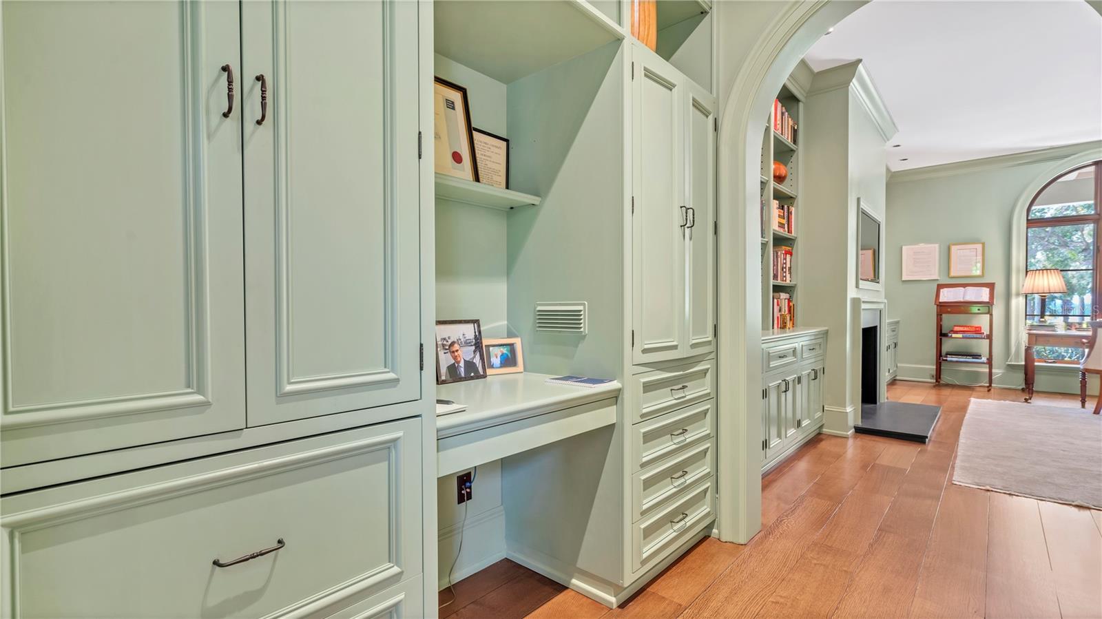 MOUNTAIN LAKE UNREC - Residential