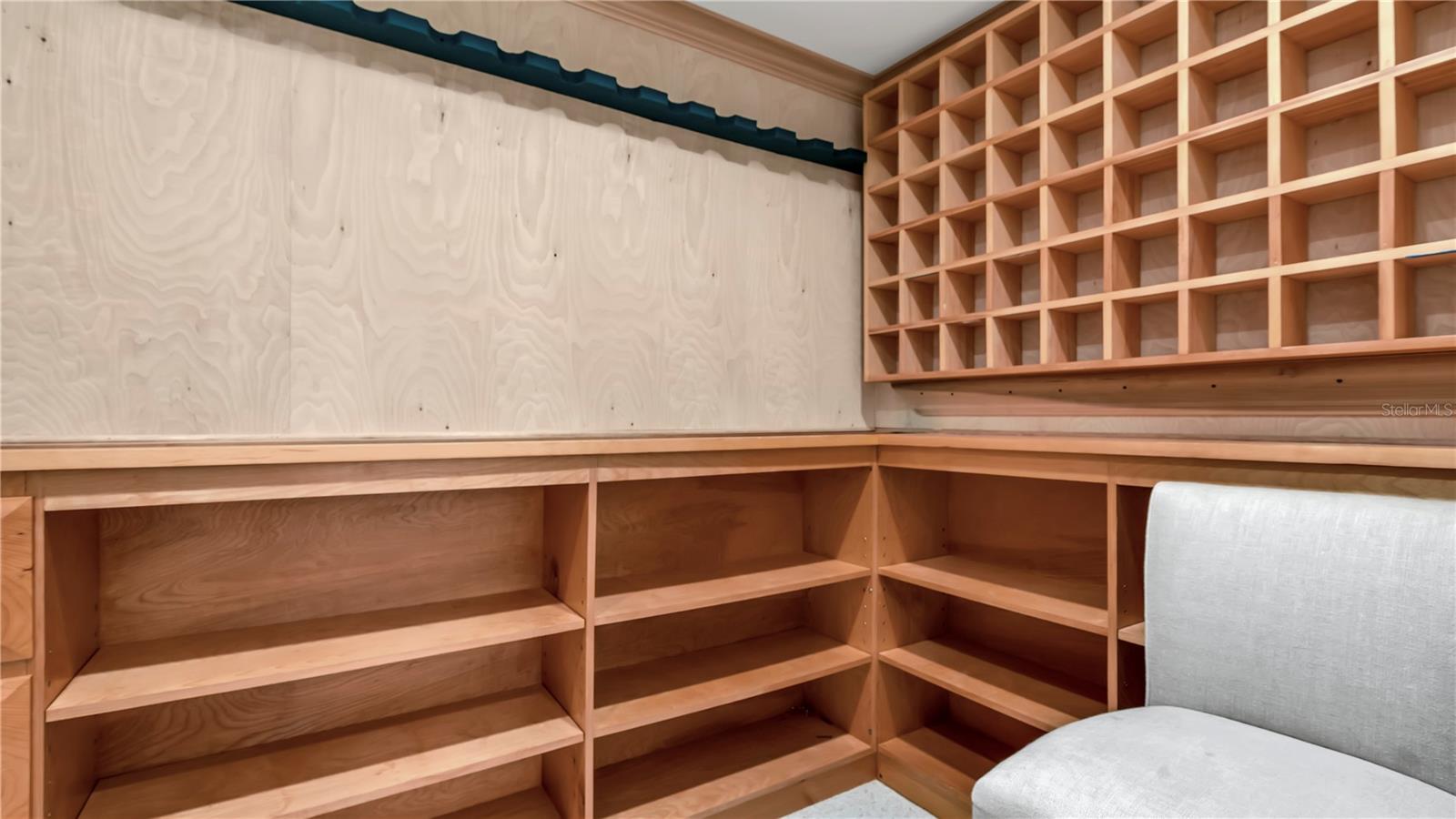 MOUNTAIN LAKE UNREC - Residential