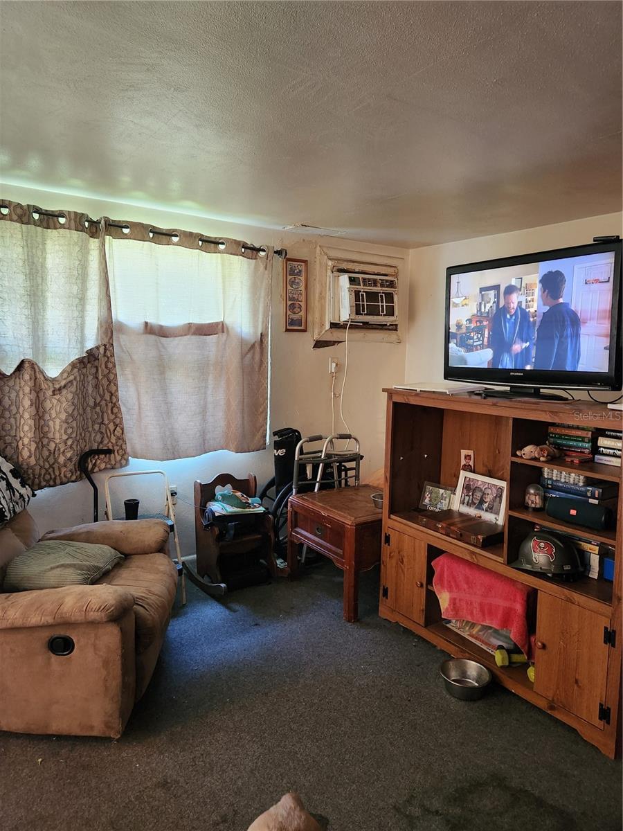 BEVERLY HILLS UNIT 3 - Residential