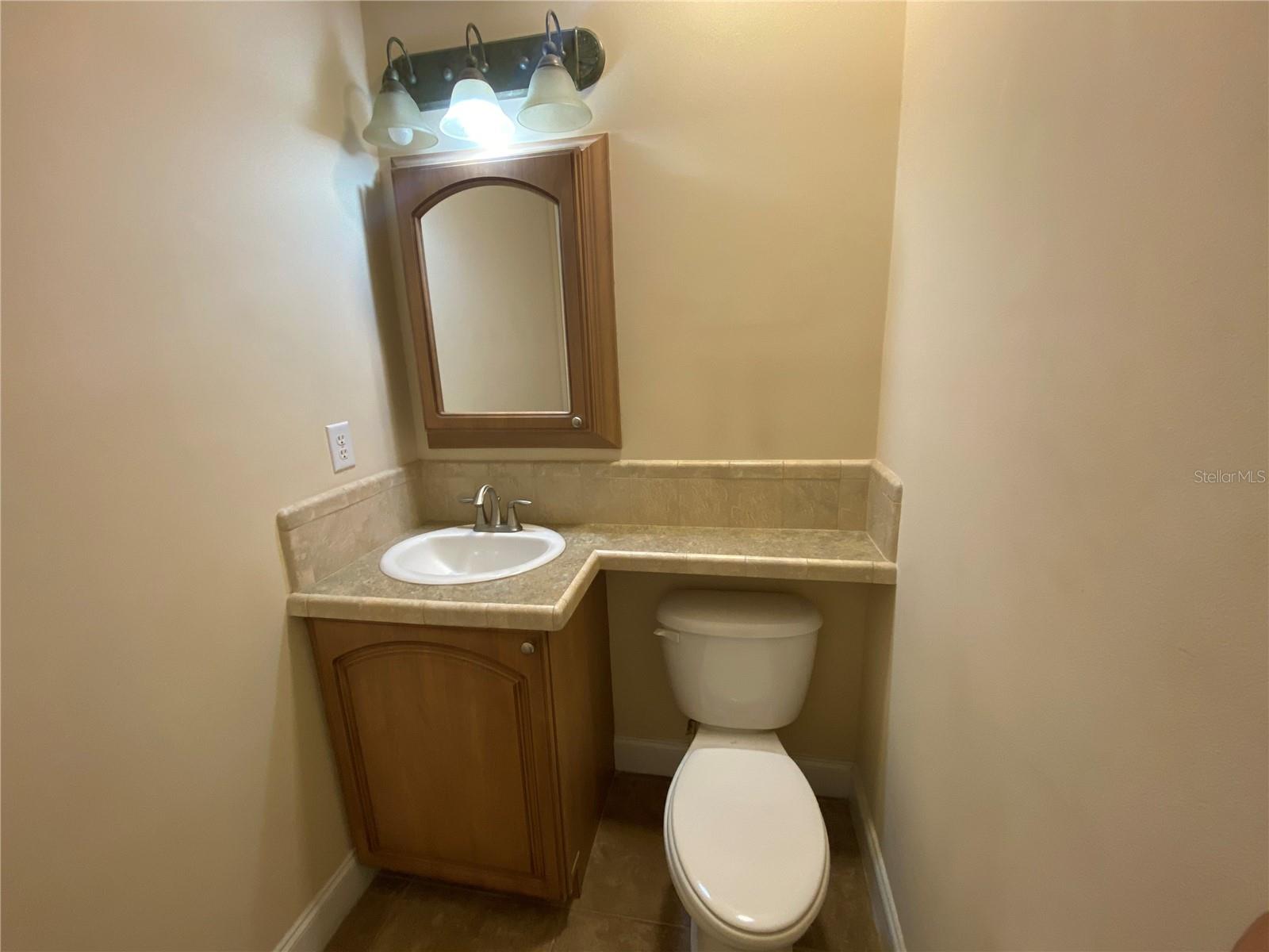 HORTON AARON - Residential Lease