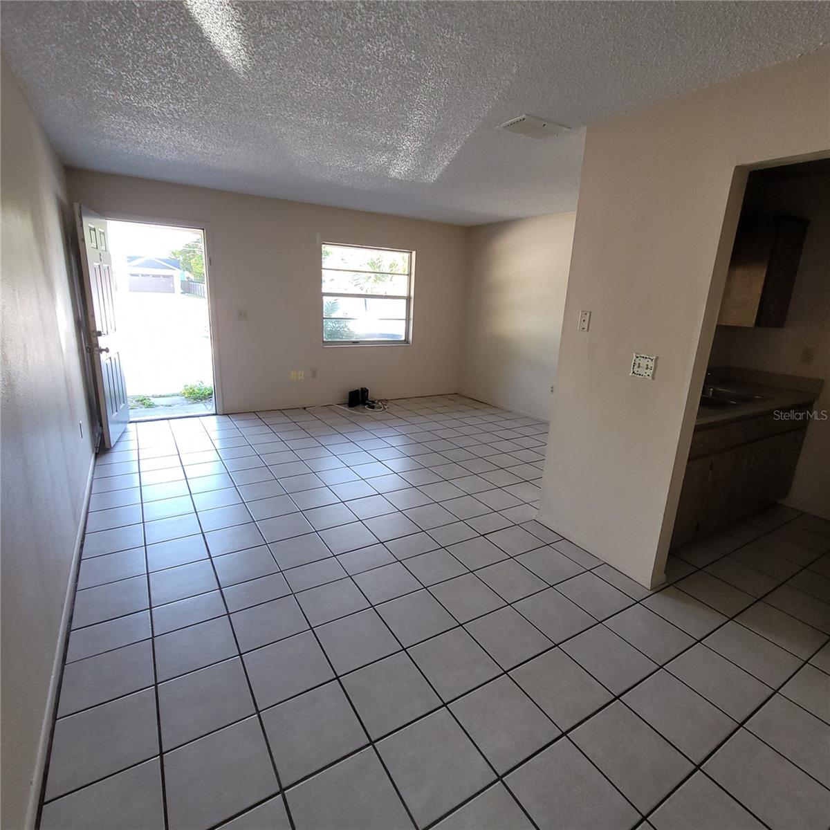 297 JERU BOULEVARD 297-C